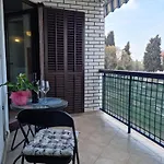 Apartment Neva ,prostrani Stan U Blizini Mora